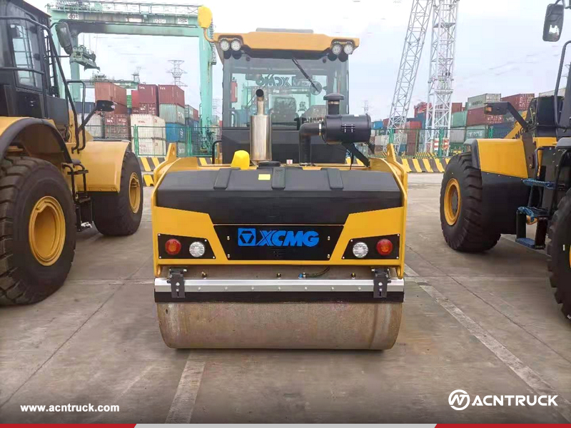 Ecuador - 1 Unit XCMG RP603 Asphalt Paver And 1 Unit XCMG XD103 Tandem Roller