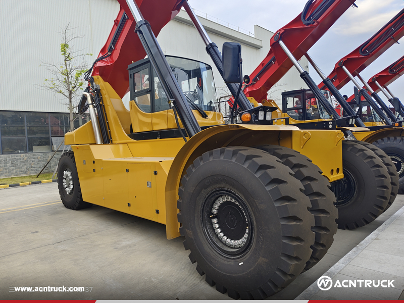 Russia - 2 Units SANY SRSC45H1 Reach Stacker