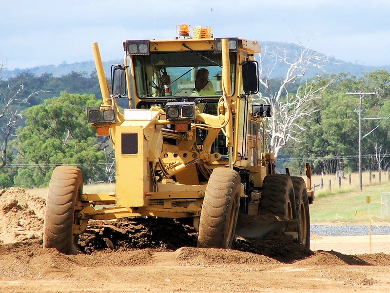 Maintenance Guide for Motor Graders in Spring