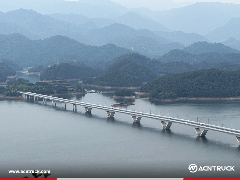 The Team of WEALTHY LEGION Group Building Trip to Qiandao Lake
