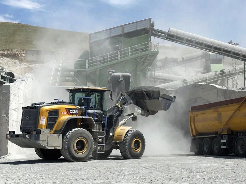XCMG Pure Electric Loader Wins Another International Award