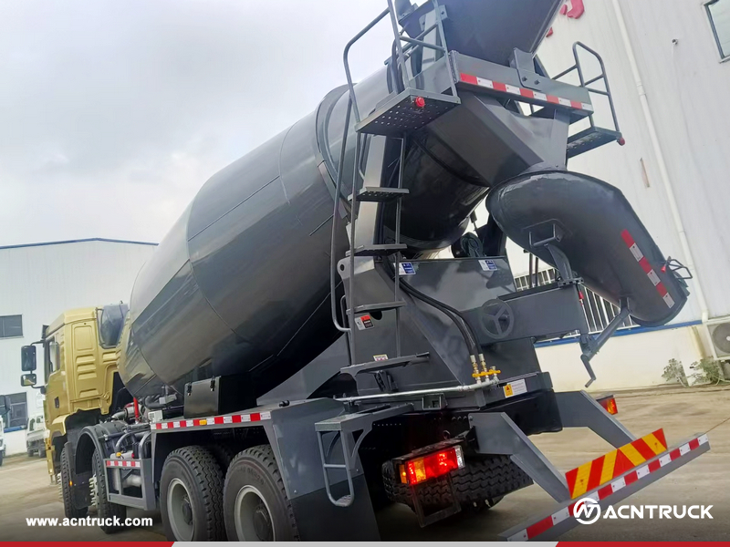 Georgia - 1 Unit SHACMAN SX5313GJBM3Y38J3060 Concrete Mixer Truck