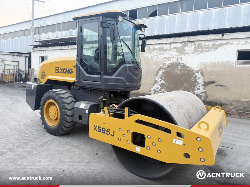 Jamaica - 1 Unit XCMG XMR403 & XS85J Road Roller