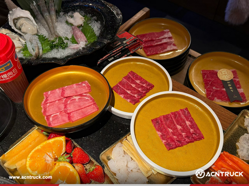 ACNTRUCK Company Holds Team Dinner to Support New Trade Festival Operations