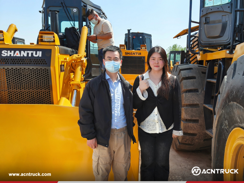 Costa Rica Client Visited SHANTUI Factory