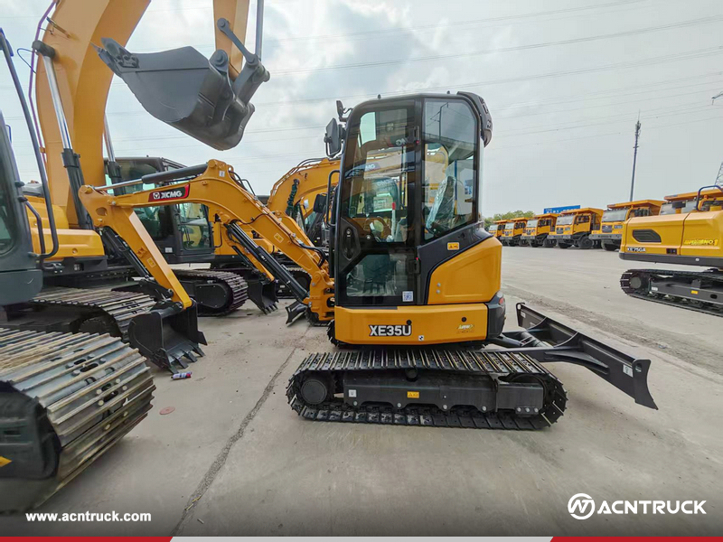 Maldives - 1 Unit XCMG XE35U Crawler Excavator