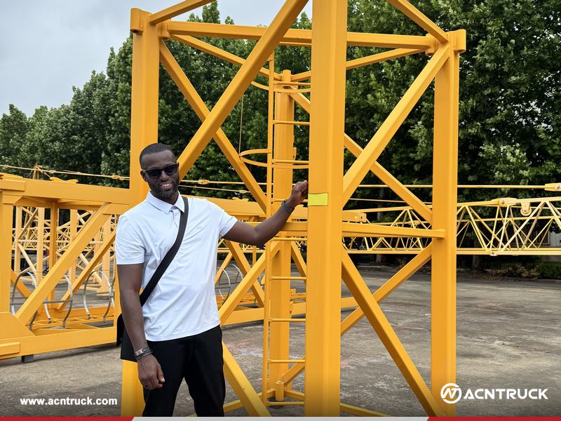 Senegal Clients Visited HONGDA Factory