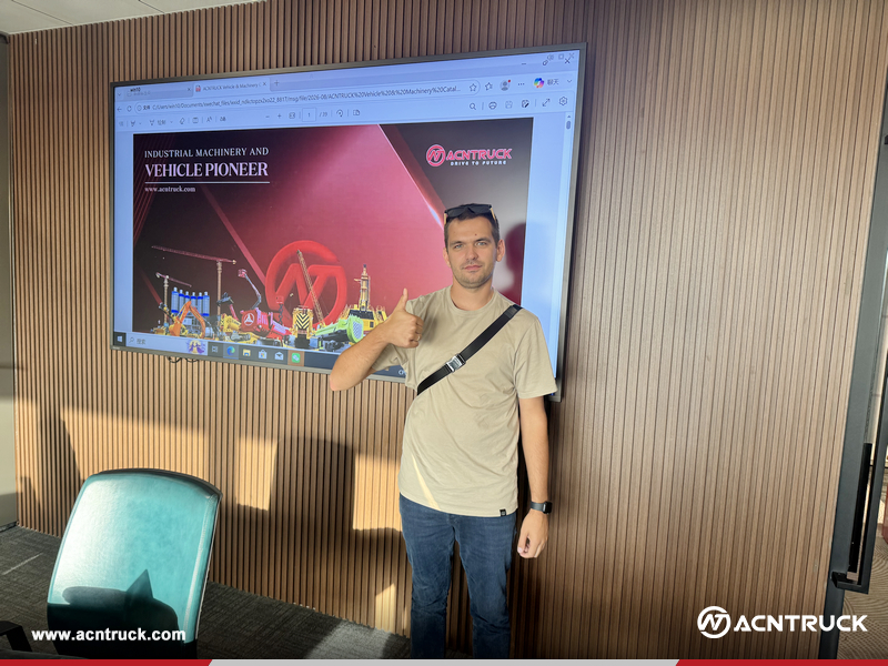 Ukraine Client Visited ACNTRUCK Office