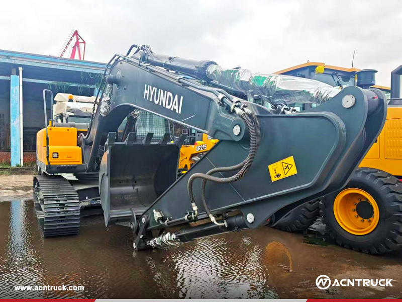 Algeria - 1 Unit HYUNDAI HX220HD Excavator